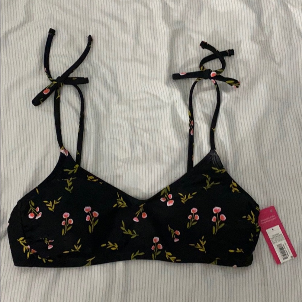bikini top